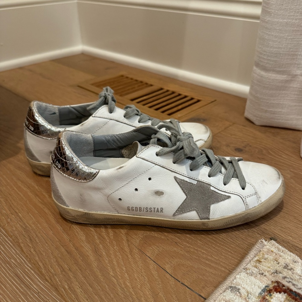 Golden Goose Sneakers